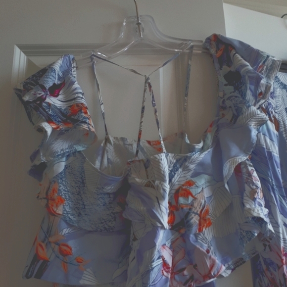 XS jaase top and skirt set - Picture 3 of 10